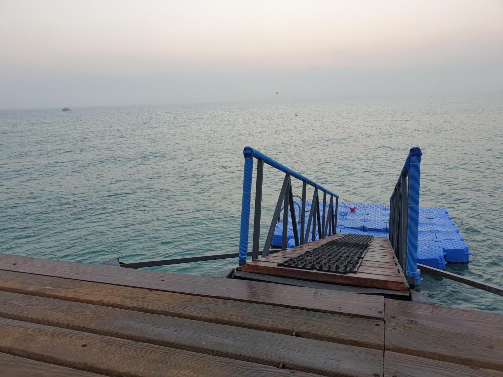 Chalet 4brs Beachside With Penthouse And Stunning Seaview L Einbay Ain Sukhna