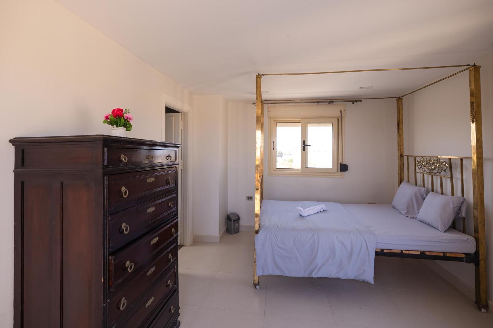 4brs Beachside With Penthouse And Stunning Seaview L Einbay Chalet *