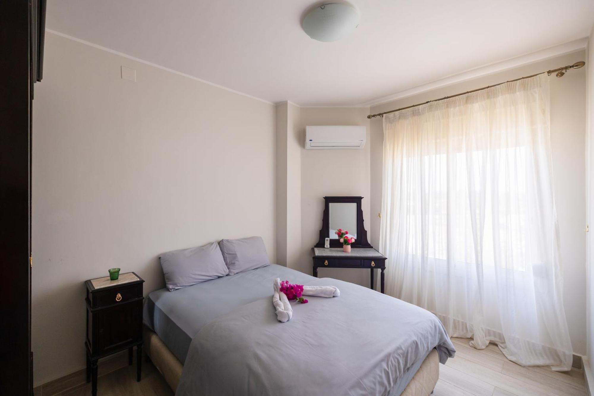 4brs Beachside With Penthouse And Stunning Seaview L Einbay Ain Sukhna